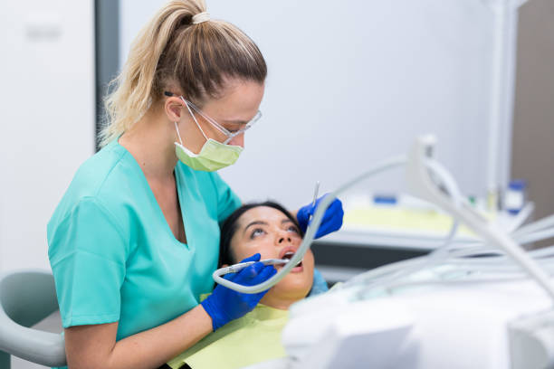 Best Emergency Treatment for Toothache in Comstock Northwest, MI